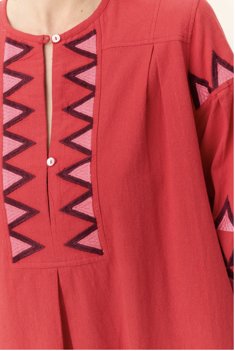 Robe RUDO rouge brodée Leon & Harper