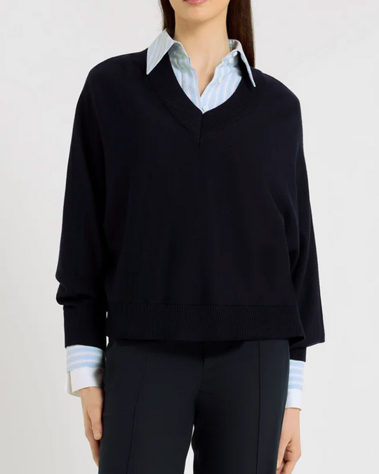 Pull John bleu nuit Hana San