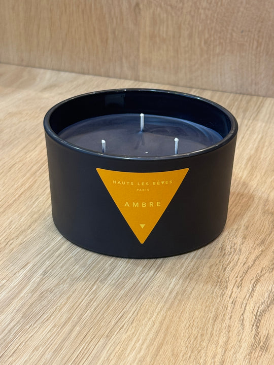 Bougie noire parfumée 